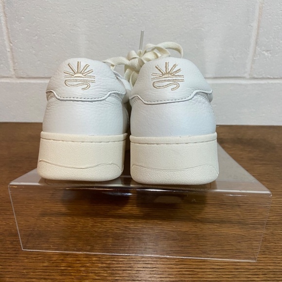 Soludos Women's Leather Roma Sneaker White Neutral Everyday Travel Commuting - Picture 4 of 11